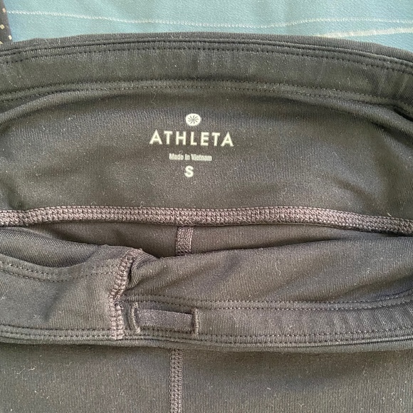 Athleta leggings small black/dots - Picture 6 of 6